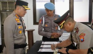Kapolresta Banyuwangi Pimpin Sertijab Kasat Lantas
