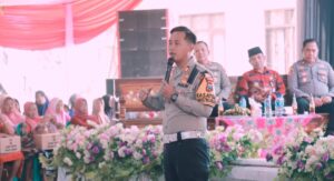 Peduli Pendidikan, Polres Jember Beri Bantuan untuk Ratusan Pelajar di Ruwatan Lantas