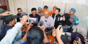 Polres Ponorogo Berhasil Ungkap Ilegal Logging, Tersangka dan Ratusan Batang Kayu Hutan Diamankan