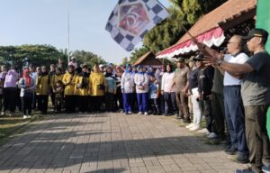 Ribuan Warga Semarakkan HUT TNI ke-79 di Banyuwangi, dengan Jalan Sehat