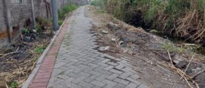 Jalan Paving di Banyuwangi Rusak Parah Diduga Akibat Dilalui Kendaraan/Alat Berat, KPB Desak Perbaikan Segera