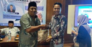Pelatihan Entrepreneurship di Desa Kemiren Berdayakan UMKM Melalui Optimalisasi Media Sosial