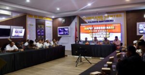 Kapolresta Banyuwangi pimpin Rapat Kordinasi Lintas Sektoral terkait Giat Tabligh Akbar dalam rangka Hari Santri Nasional (HSN) yang mendatangkan KH. Imaduddin,