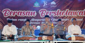 Cooling System Jelang Pilkada 2024, Kapolresta Banyuwangi Hadiri Berasan Bersholawat Dalam Rangka Peringati Hari Santri Nasional