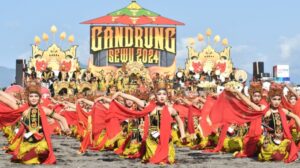 Festival Gandrung Sewu 2024, Ribuan Penari Gandrung Suguhkan Kolaborasi Budaya yang Megah di Banyuwangi