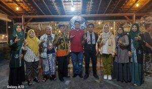 Penulis Puisi Banyuwangi Rissa Churria Luncurkan Dua Buku Terbaru di Tengah Perayaan Sastra
