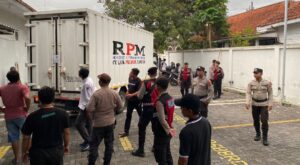 Surat Suara Tiba di Gudang KPU, Polres Lumajang Lakukan Pengamanan