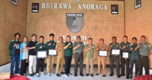 Dandim 0825/Banyuwangi Sambut dan Beri Penghargaan Kontingen Triathlon