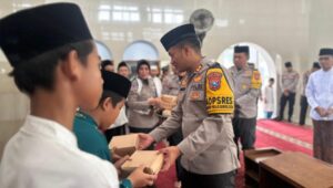 Polres Nganjuk Gelar Silaturahmi Kamtibmas bersama Tokoh Agama dan Santri Upaya Cooling System Pilkada 2024