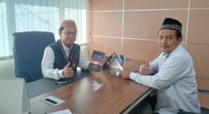 Literasi dan Sastra di Banyuwangi Diperkuat dengan Buku Baru “Seikat Petikan Jiwa Malam” oleh Syafaat,