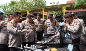 Jelang Coblosan Pilkada Serentak 2024, Birolog Polda Jatim Cek Ranmor dan Almatsus Polres Bangkalan