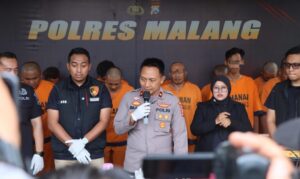 Polres Malang Berhasil Ungkap 16 Kasus Perjudian, Amankan 17 Tersangka