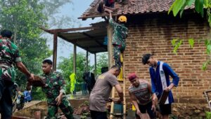 Polres Pacitan, BPBD dan TNI Gerak Cepat Atasi Dampak Bencana Alam di Tengah Cuaca Ekstrem