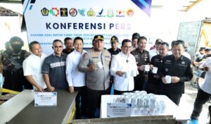 Menteri Perdagangan Apresiasi Polres Pelabuhan Tanjungperak Ungkap Barang Impor Ilegal Senilai 9,8 M