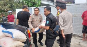 Sinergitas Polres Ponorogo bersama TNI dan BPBD Dirikan Dapur Umum untuk Warga Terdampak Banjir