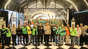 Silaturahmi Kapolresta Banyuwangi dengan Komunitas Driver Ojek Online, Menjaga Kondusifitas Menjelang Natal dan Tahun Baru 2025