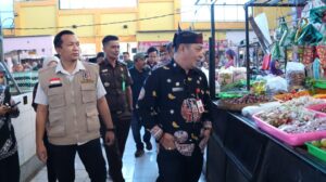 Jelang Nataru Satgas Pangan Polres Malang dan Forkopimda Sidak Pasar Pantau Stabilitas Harga Pangan