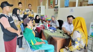 MAN 2 Banyuwangi Gelar Bakti Sosial untuk Peringati HAB Ke-79