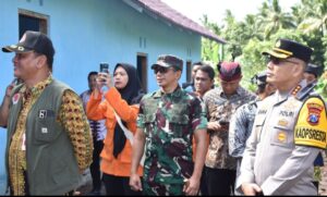 Dandim 0825 Banyuwangi Dampingi Pj. Gubernur Jatim Resmikan Hunian Tetap Korban Banjir Bandang Kalibaru