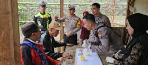Polres Probolinggo Gelar Tes Urine Sopir Jeep dan Bus Wisata untuk Keamanan Wisatawan Bromo