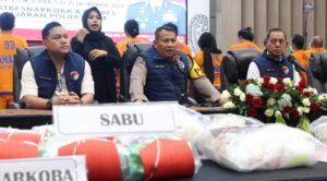 Wujudkan Asta Cita, Polda Jatim Berhasil Ungkap 819 Kasus Narkoba dan TPPU Dalam 100 Hari