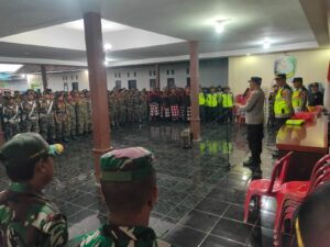 Polresta Banyuwangi terjunkan Ratusan Personil Pengamanan Pengajian Gus Idham di Muncar