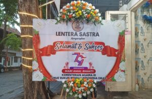 Yayasan Lentera Sastra Banyuwangi Meriahkan Peringatan HAB ke-79 dengan Karangan Bunga dan Dukungan Sinergi