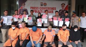 Polres Jember Berhasil Amankan Pasutri Pemalsu Dokumen Kredit Bank