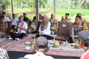 Kapolresta Banyuwangi bersama Forkopimda Dampingi Menko Pangan Tinjau Program Ketahanan Pangan, Dorong Swasembada Nasional