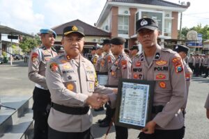 Tim Banjari Polres Pamekasan Raih Juara 1 Festival Solawat se Jatim