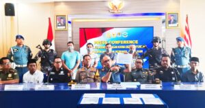 Lanal Banyuwangi Gagalkan Aksi Illegal Fishing, 4 Pelaku Diamankan