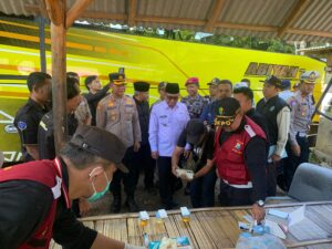 Operasi Ketupat Semeru 2025, Polresta Banyuwangi Gelar Tes Urine di Po Damri dan Po Abiyan