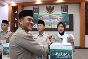 Polresta Banyuwangi Gelar Bazar dan Bhaksos Ramadhan Polri Presisi 2025, Warga Antusias Berbelanja Kebutuhan Pokok