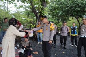 Kapolresta Banyuwangi Tinjau Tempat Wisata, Sapa Wisatawan dengan Humanis dan Penuh Keakraban