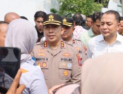 Polres Pelabuhan Tanjungperak Dampingi Pemkot Surabaya Segel Gudang Sentoso Seal
