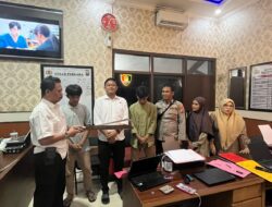 Polres Lamongan Amankan Dua Remaja Diduga Gangster Bersajam Yang Aksinya Viral di Medsos