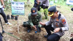 Kapolresta Banyuwangi Hadiri Kegiatan Penanaman dan Penghijauan Bersama PT BSI di Agathis Forest