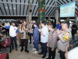 Audiensi dengan Aremania, Kapolda Jatim Tegaskan Komitmen Jaga Keamanan Laga Arema FC di Kanjuruhan