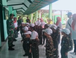 Koramil Songgon Sambut Kunjungan Belajar TK Dewi Sartika, Tanamkan Cinta Tanah Air Sejak Dini
