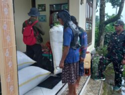 Langkah Produktif Babinsa Koramil Songgon Kawal Penyerapan Gabah Petani Oleh Bulog