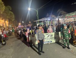 Babinsa Koramil Songgon Produktif Kawal Takbir Keliling Idul Adha, 500 Warga Sumberarum Antusias