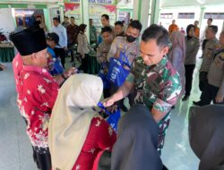 Apresiasi Buruh Tani, Polres Situbondo dan Forkopimda Berbagi Sembako Usai Panen Raya Jagung