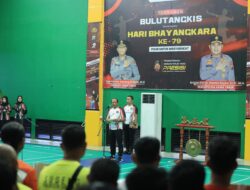 Kapolda Jatim Buka Turnamen Bulutangkis Sambut Hari Bhayangkara ke – 79