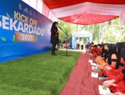 Pelajar Banyuwangi Rawat 100 KM Sungai Lewat Program Sekardadu