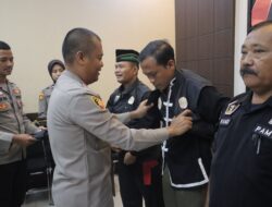Dikukuhkan Polres Mojokerto Satgas PAM Sentot Prawirodirdjo Siap Jaga Malam Satu Suro