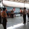 Warga Binaan yang Tergabung dalam Pramuka Lapas Banyuwangi Diberi Pengenalan Upacara Penegak