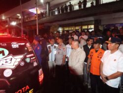 Kapolda Jatim, Menhub, dan Kakorpolairud Tinjau Korban KMP Tunu Pratama Jaya di Ketapang