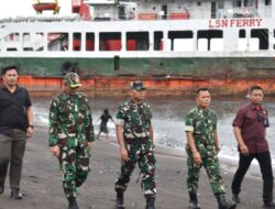 Danrem 083/Baladhika Jaya Didampingi Dandim 0825/Banyuwangi Terjun Langsung ke Lokasi Pencarian Korban KMP Tunu Pratama Jaya di Selat Bali