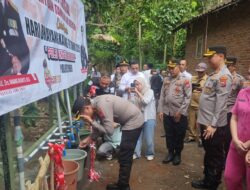 Hari Bhayangkara ke – 79 Polres Jember Beri Bantuan Tandon Air Warga Kecamatan Sumberjambe
