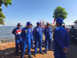 Polres Situbondo Terjunkan Personel Amankan Tradisi Petik Laut dan Selamatan Desa Kilensari